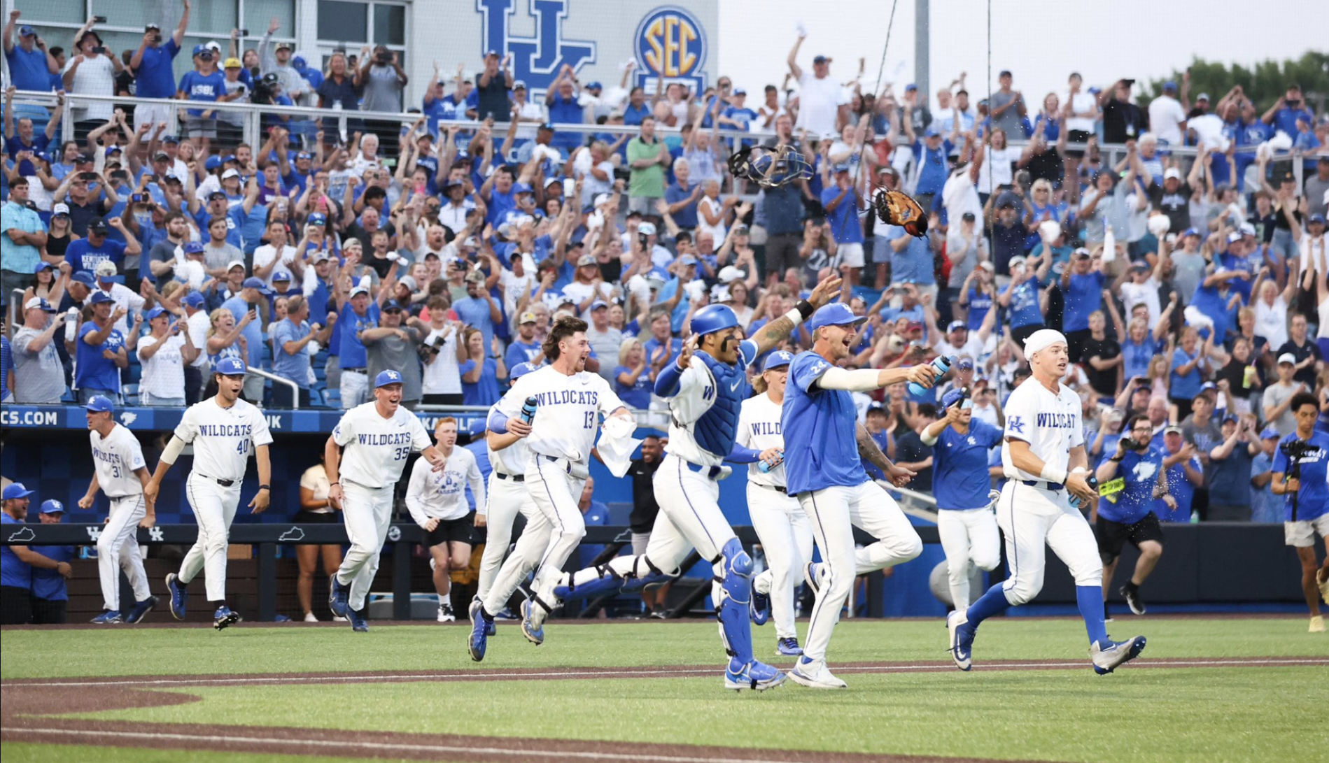 BOZICH | Kentucky says farewell to Indiana with 4-2 win, earning NCAA Super Regional trip to LSU